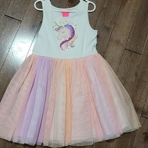 girl's dress for $ 10